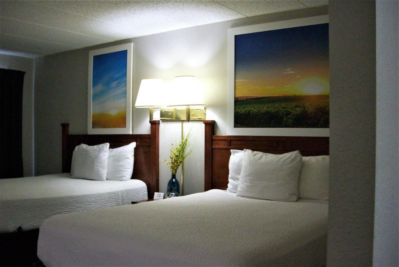 Days Inn by Wyndham Pierre Exterior foto
